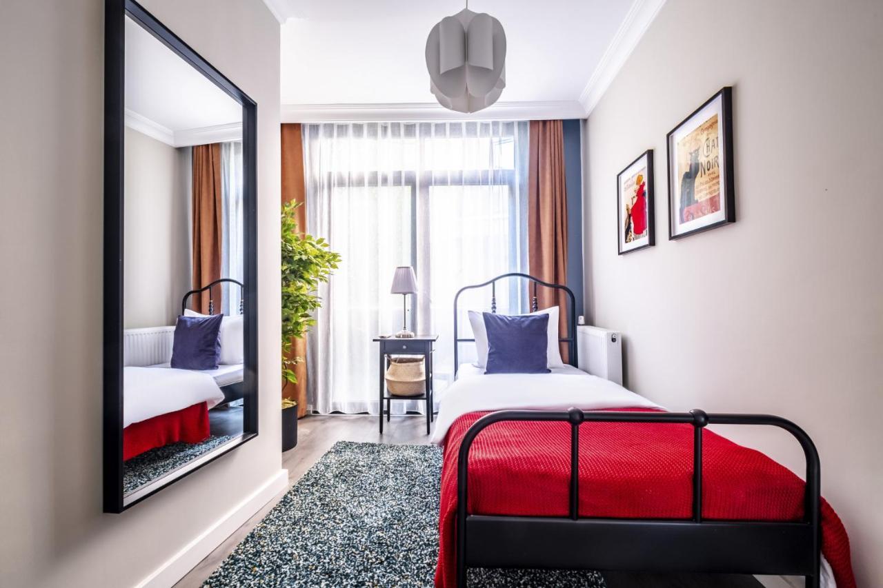 Central Flat With Sleek Interior In Sisli Istanbul Exterior photo